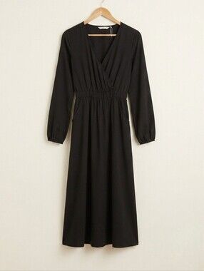 KorMei Black V-Neck Midi Dress Long Sleeve Gathered Waist Pockets Size M